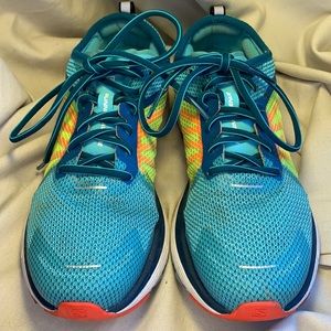 Salomon Sonic RA running Avenue sneakers